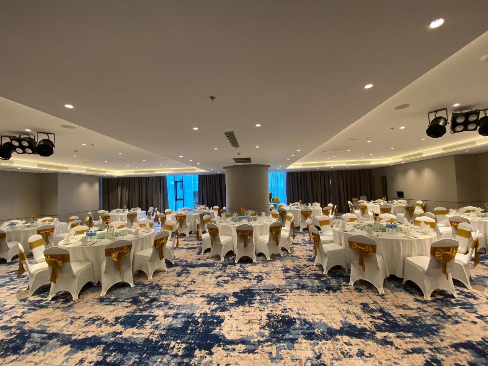 A La Carte Ha Long Bay Managed By Anstay Buitenkant foto